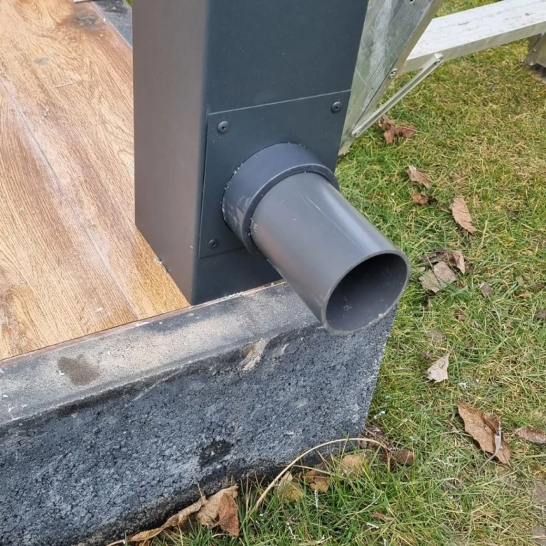 Aluminium-Wintergarten ROBUST mit Schornsteinöffnung - Teil 1